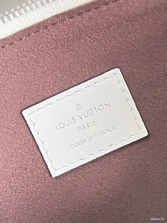 VUITTON PM-26*20*12cm COUSSIN LOUIS 0711